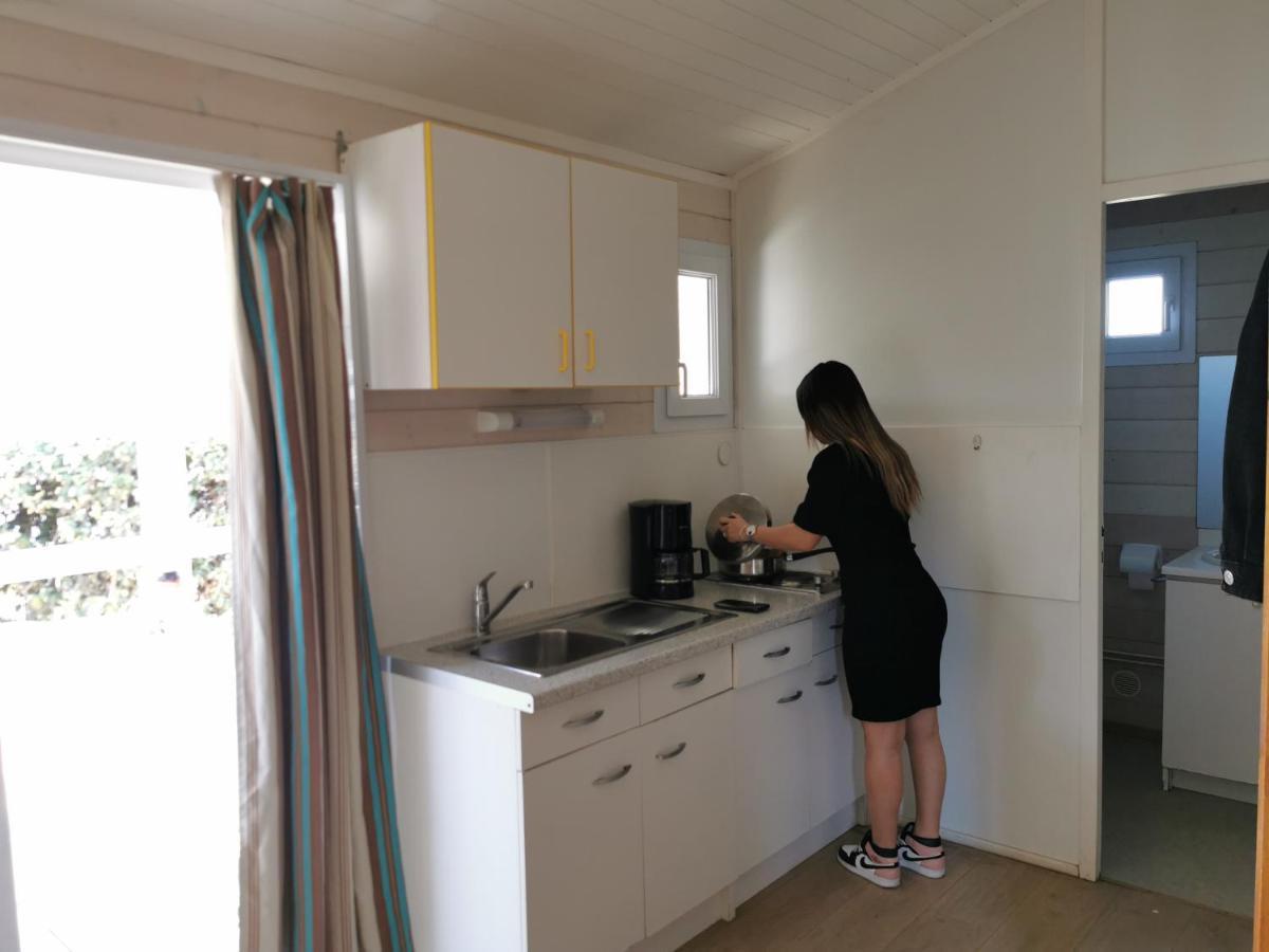 Camping Hameau Des Cannisses Gruissan Buitenkant foto