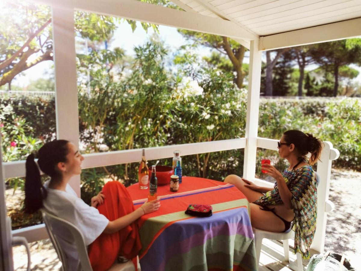 Camping Hameau Des Cannisses Gruissan Buitenkant foto
