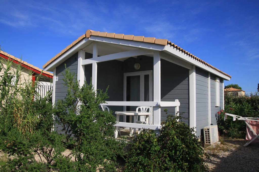 Camping Hameau Des Cannisses Gruissan Kamer foto