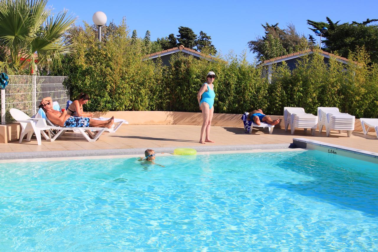 Camping Hameau Des Cannisses Gruissan Buitenkant foto