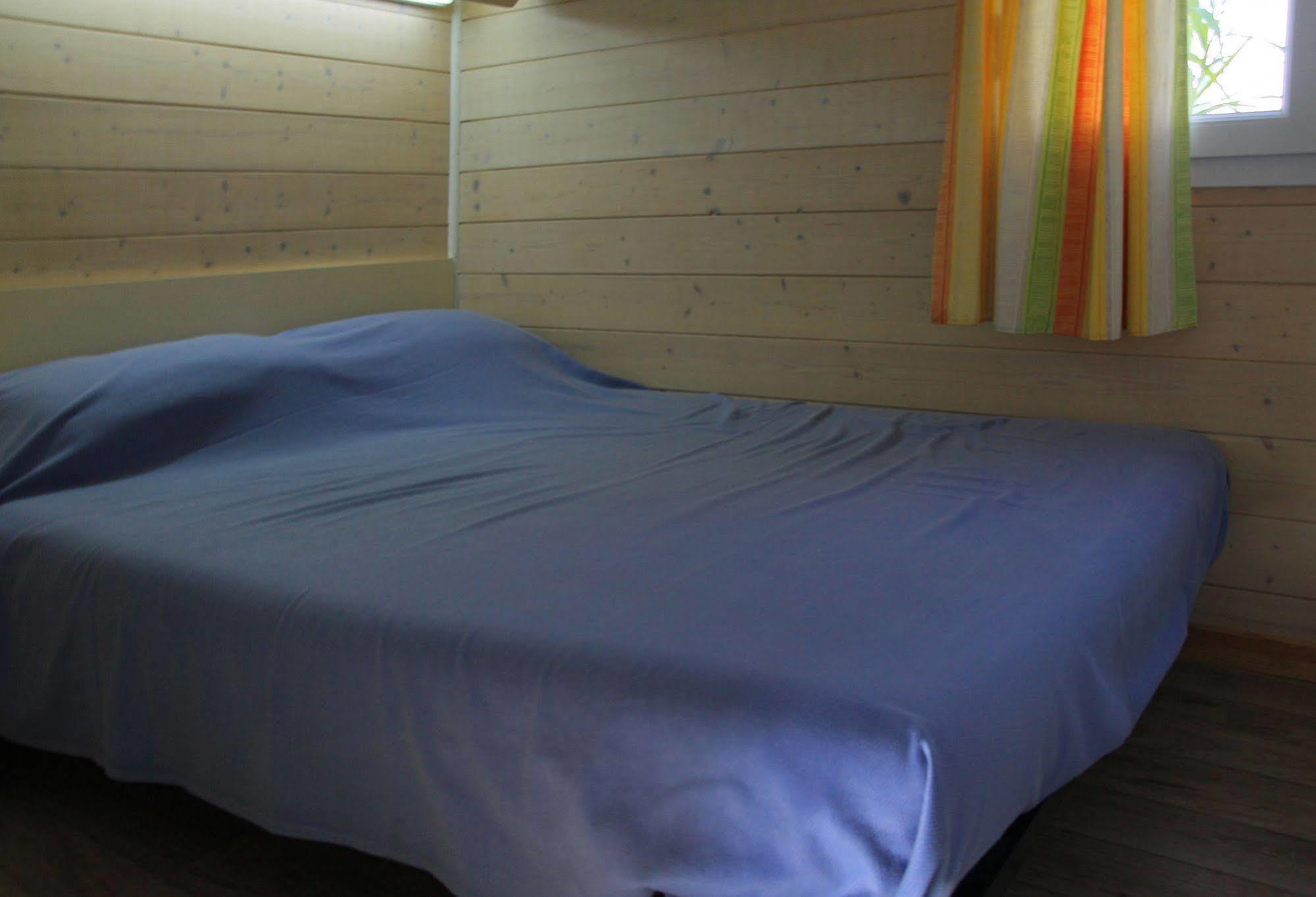 Camping Hameau Des Cannisses Gruissan Buitenkant foto