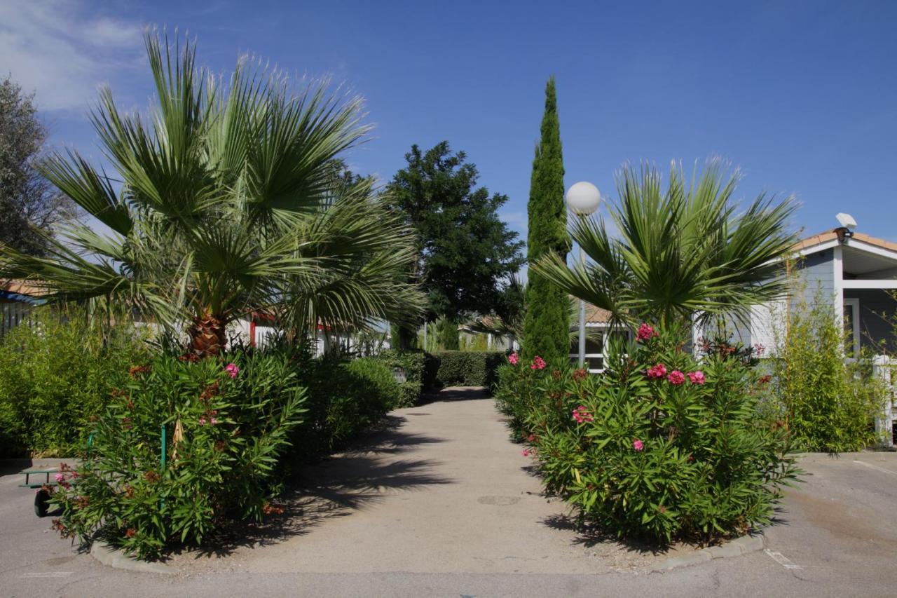 Camping Hameau Des Cannisses Gruissan Buitenkant foto